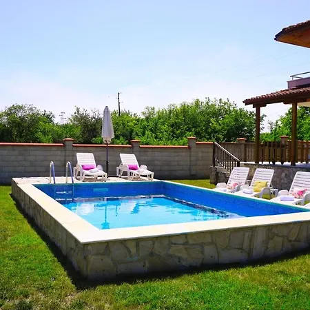 марна - Marna Villa Bulgarevo